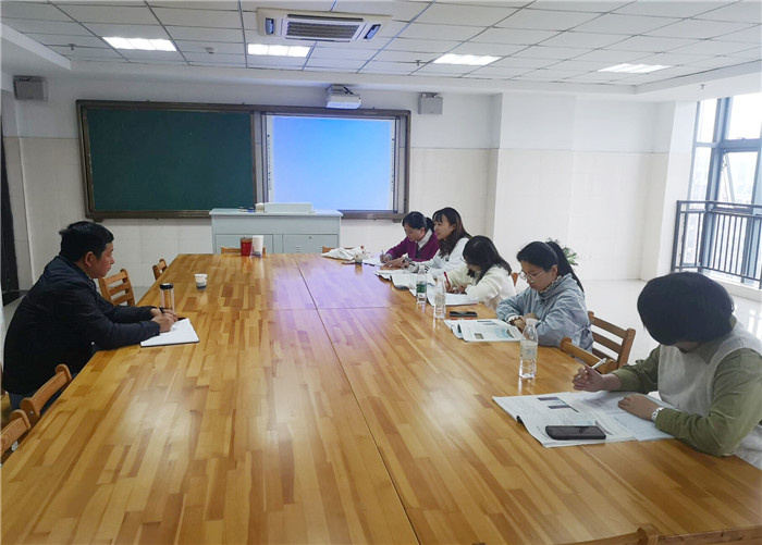 指引新課程新教材實施之路  構(gòu)建教師專業(yè)成長三重境界(圖11)
