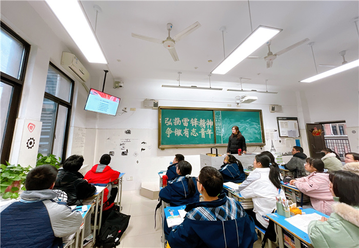 高一級部：雷鋒精神永不朽，青年學(xué)習(xí)正當(dāng)時(圖6)
