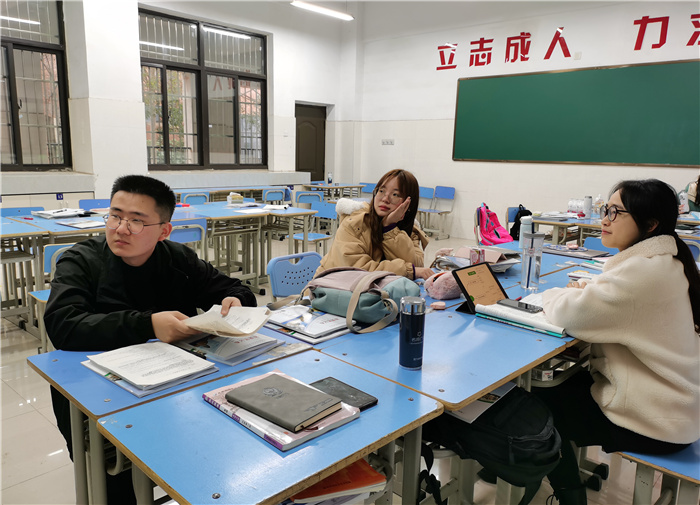 教務(wù)處：不斷學(xué)習(xí)，充實自我(圖1)