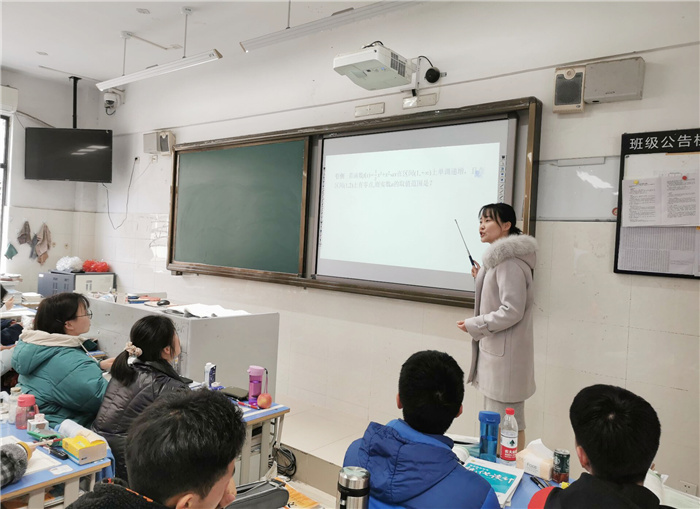 高二級部：推門聽課日日新，教研相長節(jié)節(jié)高(圖4)