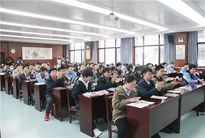 團(tuán)委:合肥七中2020年度學(xué)生干部述職評議會順利召開(圖2)