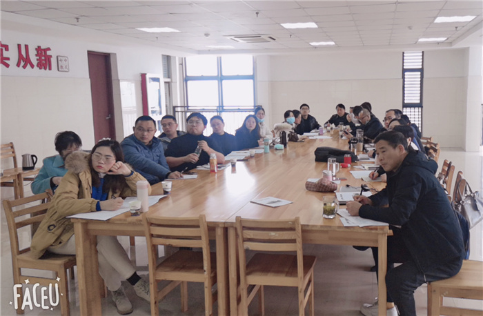 辦公室：合肥七中推進(jìn)新課程、新教材實(shí)施專項(xiàng)培訓(xùn)(圖8)