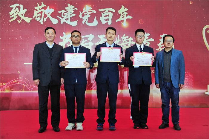 高一級部：致敬建黨百年，書寫無悔青春(圖14)