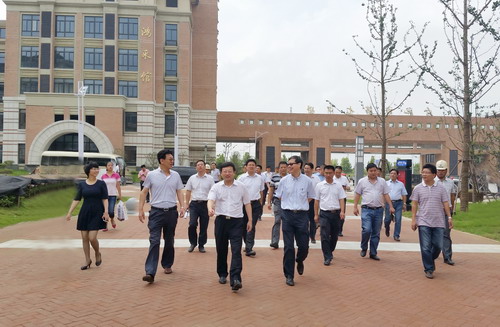 市委常委、副市長(zhǎng)周善武調(diào)研合肥七中新校建設(shè)情況(圖1)