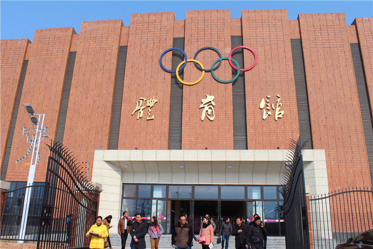 合肥七中成功承辦省免費(fèi)師范生就業(yè)供需雙選會(圖1)