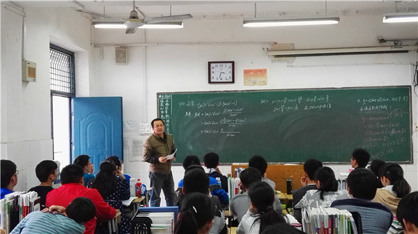 外修內勉齊頭并進 常規(guī)常態(tài)刷新高度(圖1)