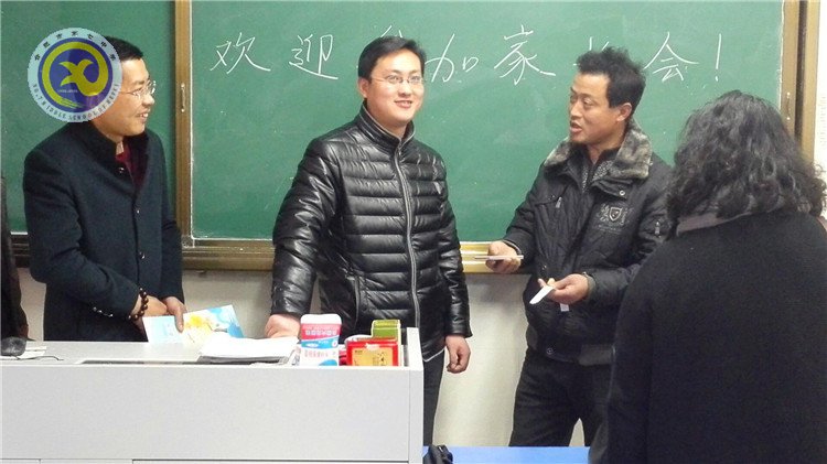 真誠(chéng)鋪就家校路，并肩架起合力橋(圖7)