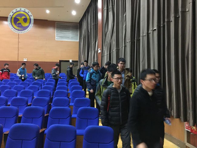 全面提高安全意識(shí)，精心打造平安校園(圖1)