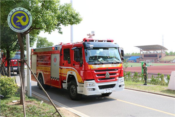 高新消防進(jìn)校園，為中考保駕護(hù)航(圖2)