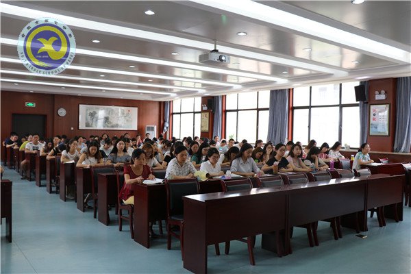 深度解讀集體備課 走好教學路上每一步(圖3)