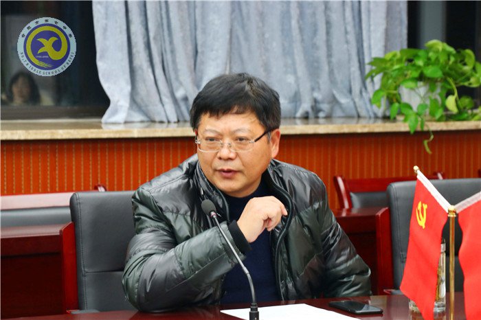 圍繞教學抓黨建，抓好黨建促教學(圖2)