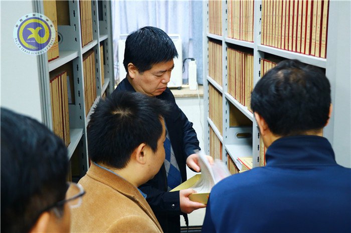  市檔案局、教育局檢查指導(dǎo)學(xué)校檔案工作(圖2)