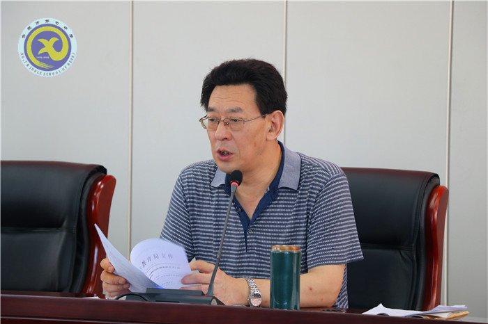 發(fā)揚(yáng)民主凝聚心聲 充分發(fā)揮教代會職能(圖3)