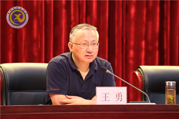 合肥市2018年普通高中教育教學(xué)質(zhì)量評(píng)價(jià)工作會(huì)議在合肥七中召開(kāi)(圖2)