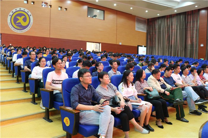 揮灑青春活力 展現(xiàn)師生風(fēng)采(圖2)