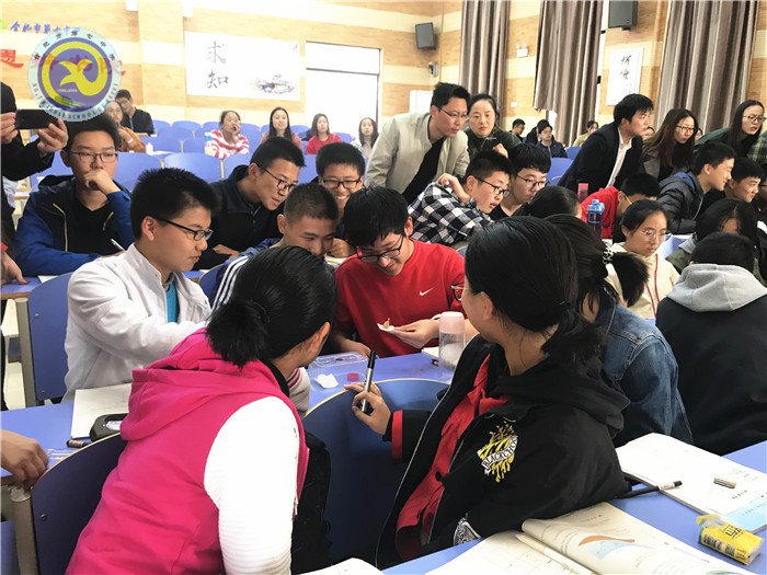 同課異構(gòu)共研討，青年教師展風(fēng)姿(圖18)