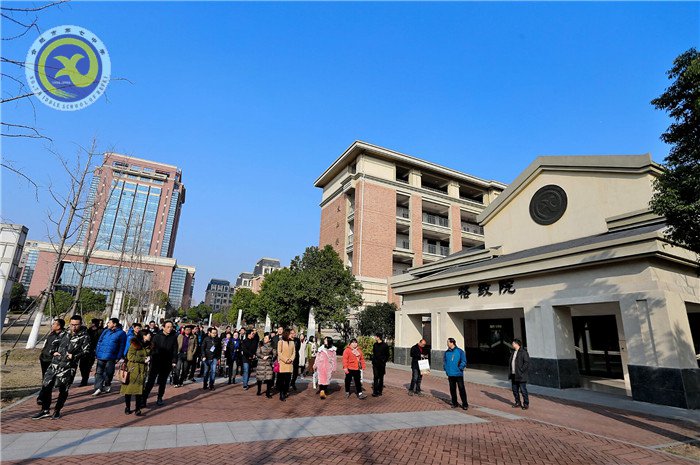 江淮晨報:學校將成為全市“最美”建筑群(圖1)