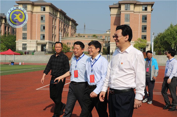 合肥市政府副秘書長(zhǎng)謝軍督察2019年中考體育考試工作(圖1)
