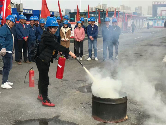 關(guān)愛留守中學生 播灑愛心陽光(圖3)