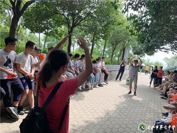 八月登頂蜀峰躊躇滿志，六月蟾宮折桂志在必得(圖4)