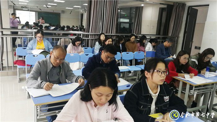 賞詩歌精研備考  重視導(dǎo)引領(lǐng)提高(圖1)