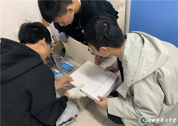 合肥七中高二年級(jí)開展通用技術(shù)創(chuàng)意作品設(shè)計(jì)活動(dòng)(圖3)