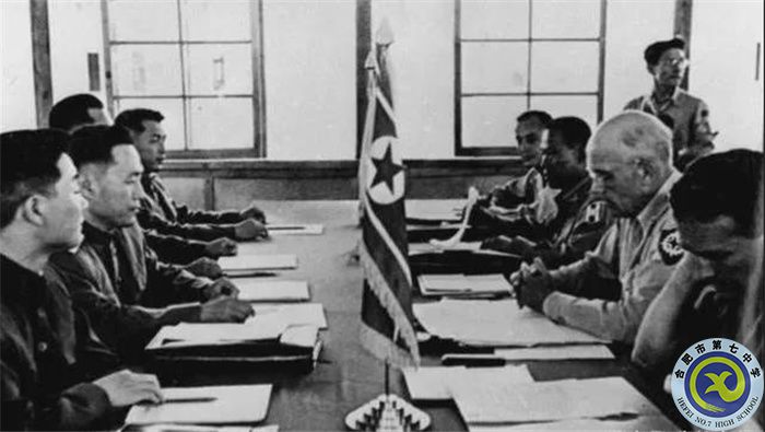 △1953年7月27日，朝鮮停戰(zhàn)協(xié)定簽字儀式在開城板門店舉行.jpg
