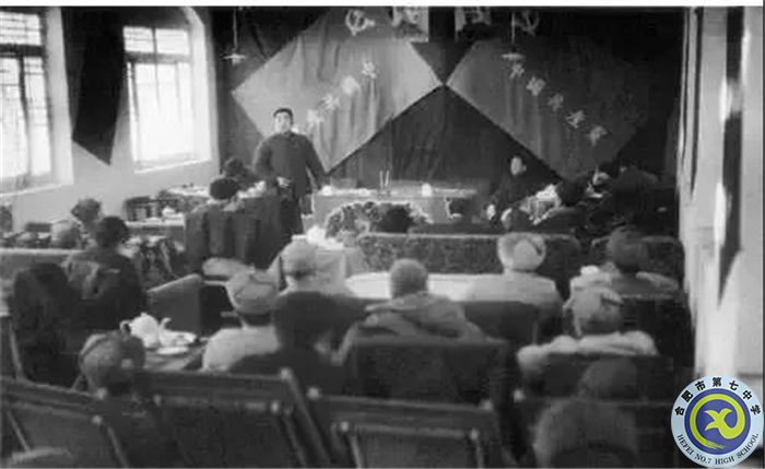 1949年3月5日至13日，具有歷史轉折意義的中國共產(chǎn)黨七屆二中全會在西柏坡召開。.jpg