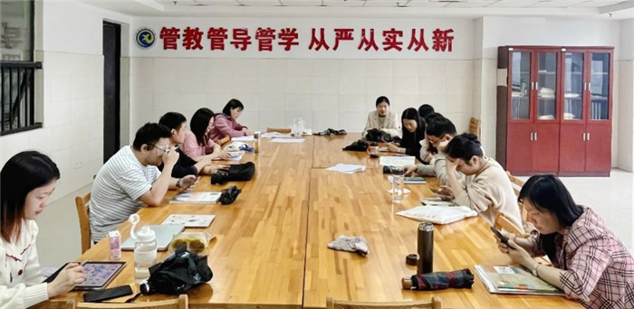 歷史組全體老師參加活動(dòng).jpg