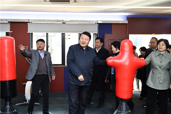 溫暖同行，守護(hù)心靈！安徽省心理健康教育現(xiàn)場(chǎng)會(huì)在合肥七中舉行！(圖3)