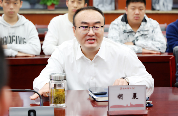 中國民航大學優(yōu)質(zhì)生源基地授牌儀式在合肥七中舉行(圖2)