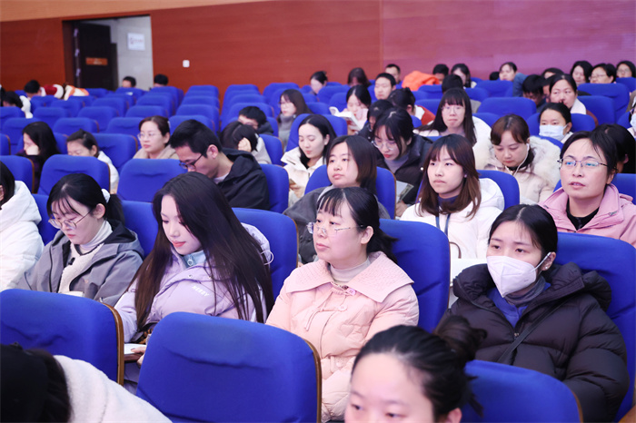 合肥七中召開2024-2025學年第一學期第二次全體教職工大會(圖2)