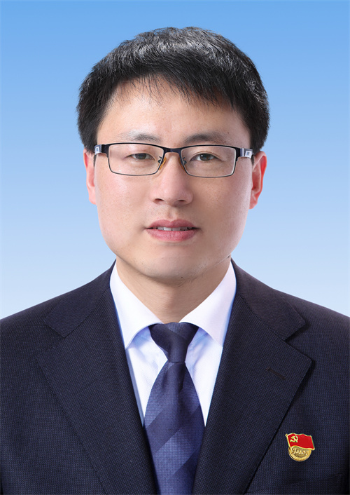 李雪峰 高三級部副主任.jpg