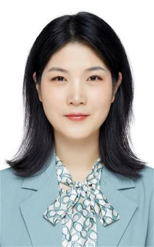 劉明珍 高三級部副主任.jpg