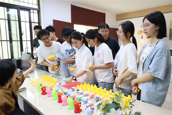 525心理健康日|“一起來(lái)解‘鴨’”趣味減壓活動(dòng)歡樂(lè)回歸(圖9)